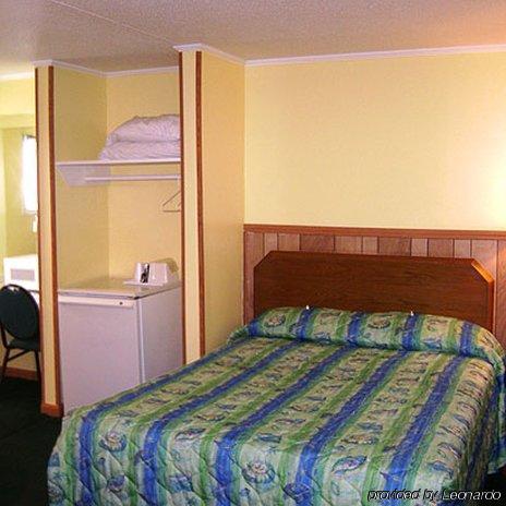 Sea Hawk Oceanfront Motel Myrtle Beach Oda fotoğraf