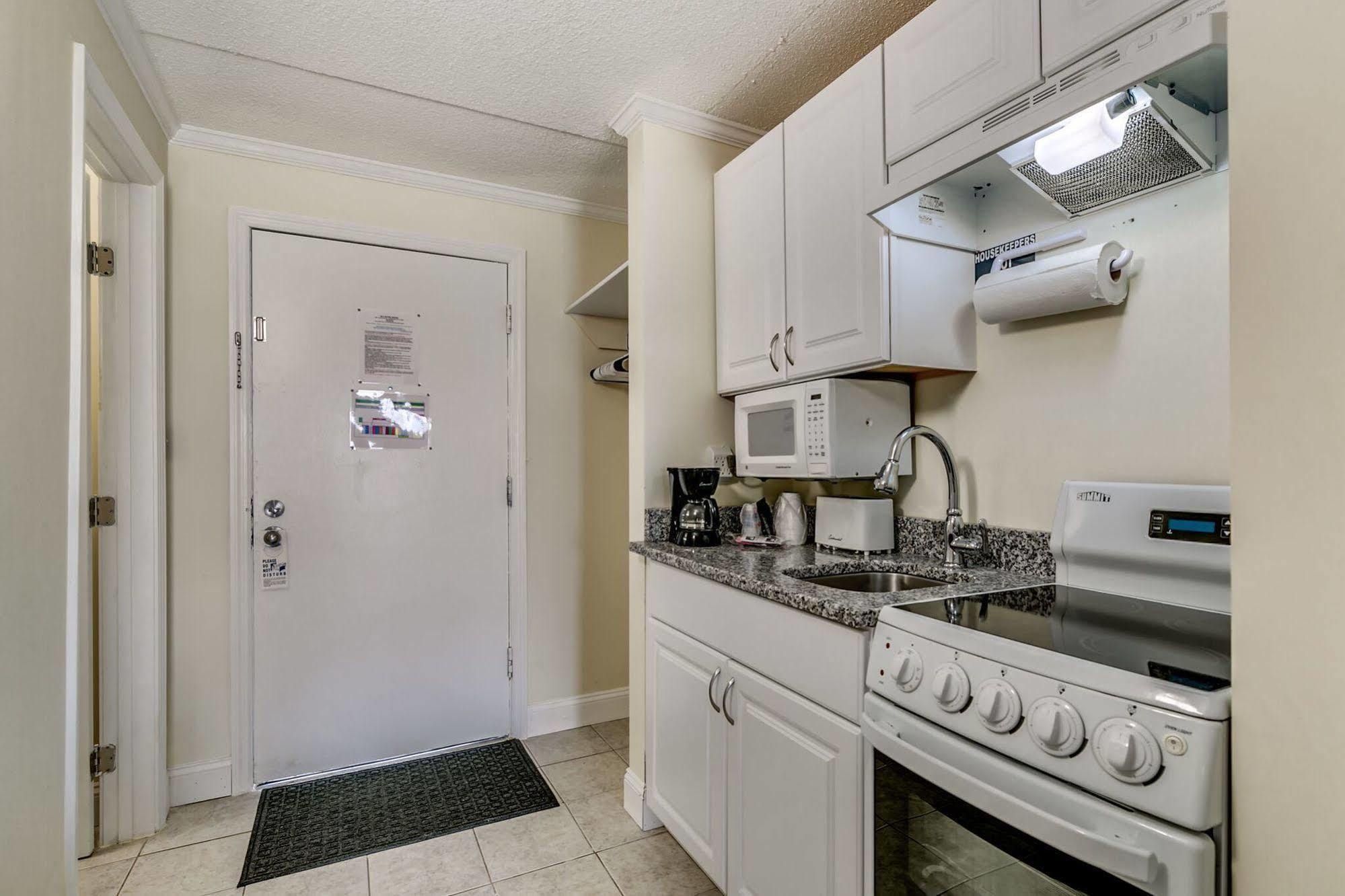 Sea Hawk Oceanfront Motel Myrtle Beach Dış mekan fotoğraf
